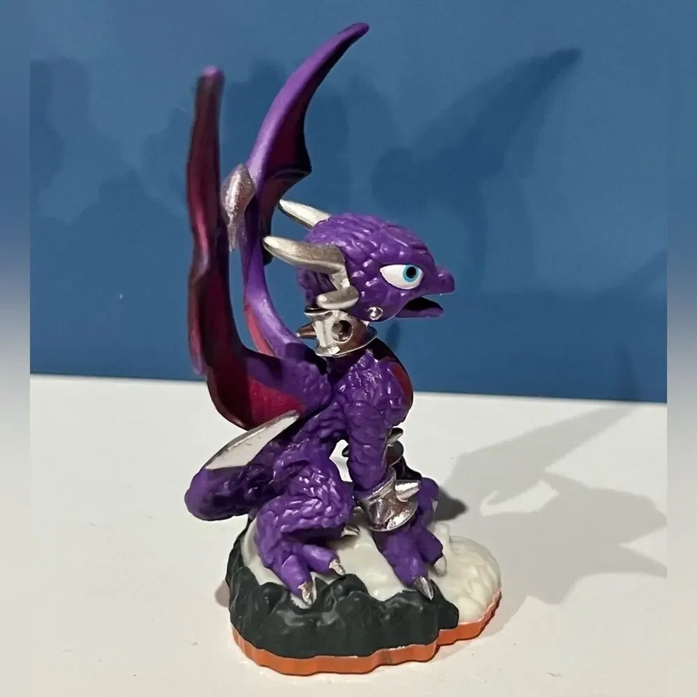 Skylanders Cynder Figure - Skylanders Gaints - Series 2
